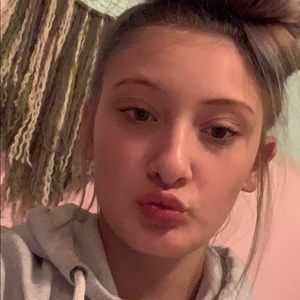 Meet your Posher, Rylin